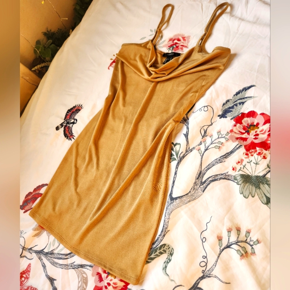 Cowl-Neck dress FOREVER21